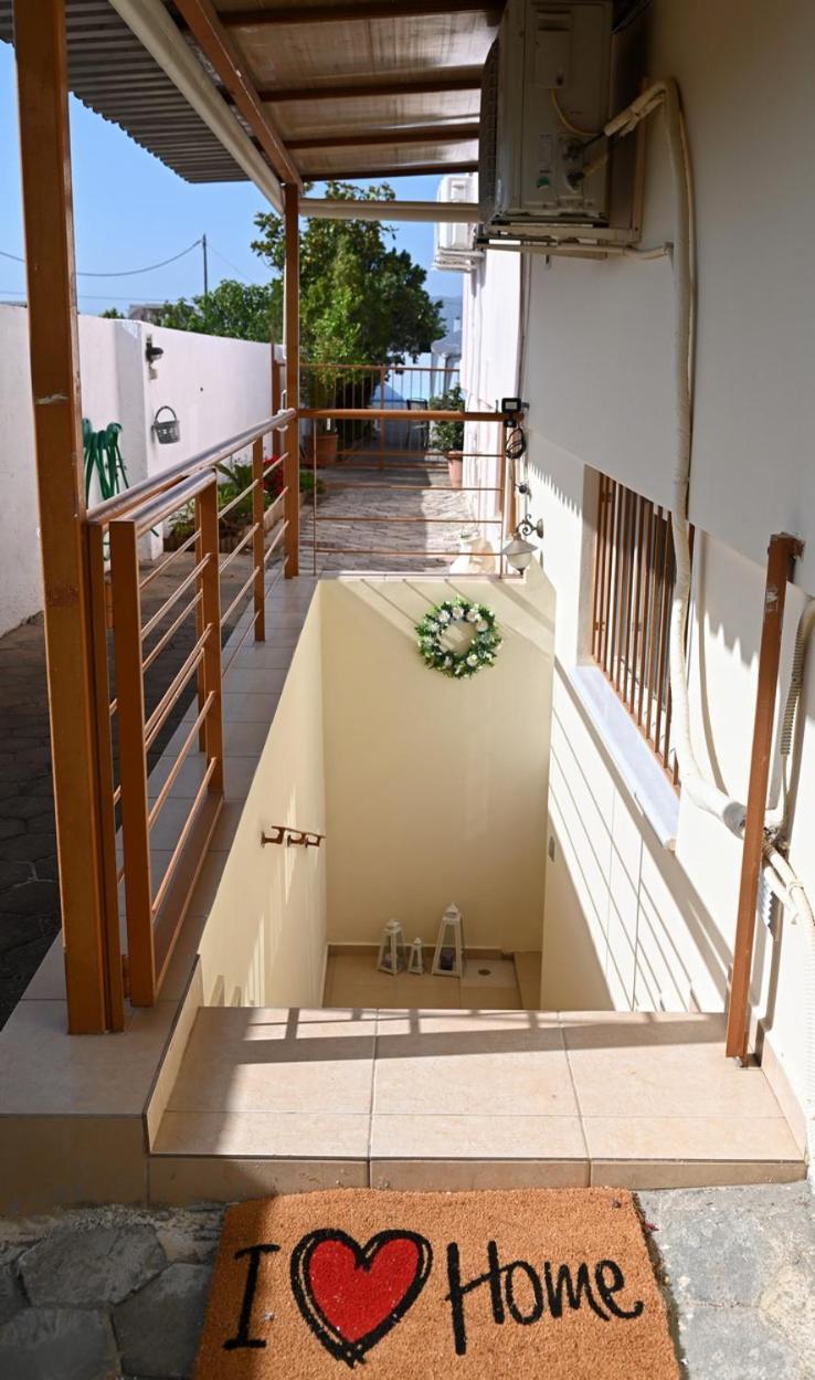 Oasis Lower Ground Floor Apartment Argos Exterior photo